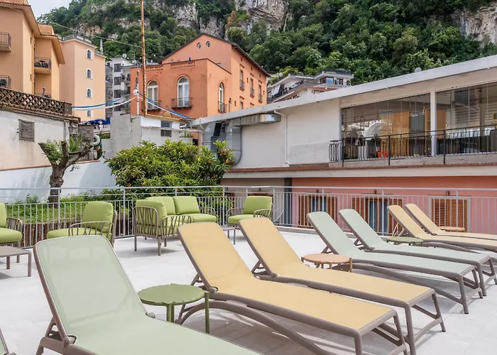 Futura Funky House - De Vivo Realty * 索伦托